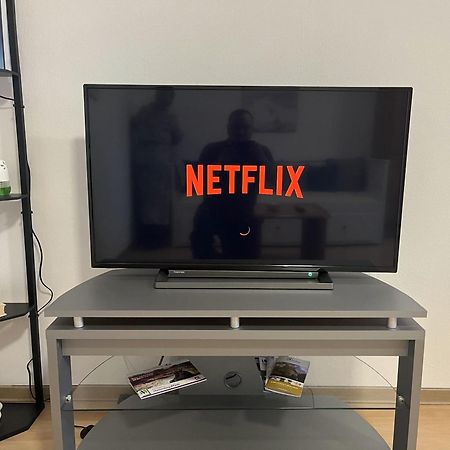 Neu Apartment In Schloss Naehe,Parkplatz, Netflix Sogel Exterior photo