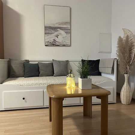 Neu Apartment In Schloss Naehe,Parkplatz, Netflix Sogel Exterior photo