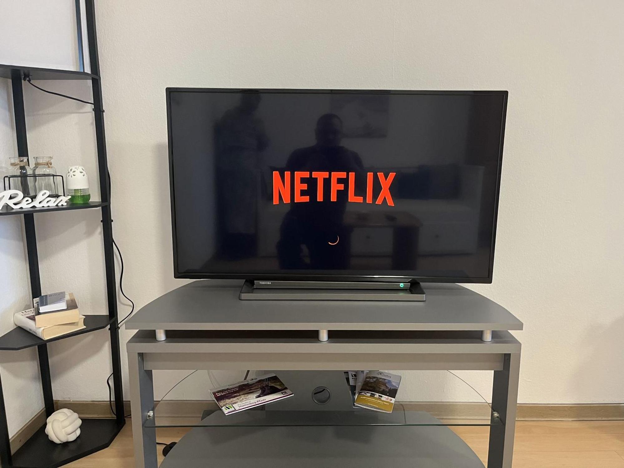Neu Apartment In Schloss Naehe,Parkplatz, Netflix Sogel Exterior photo